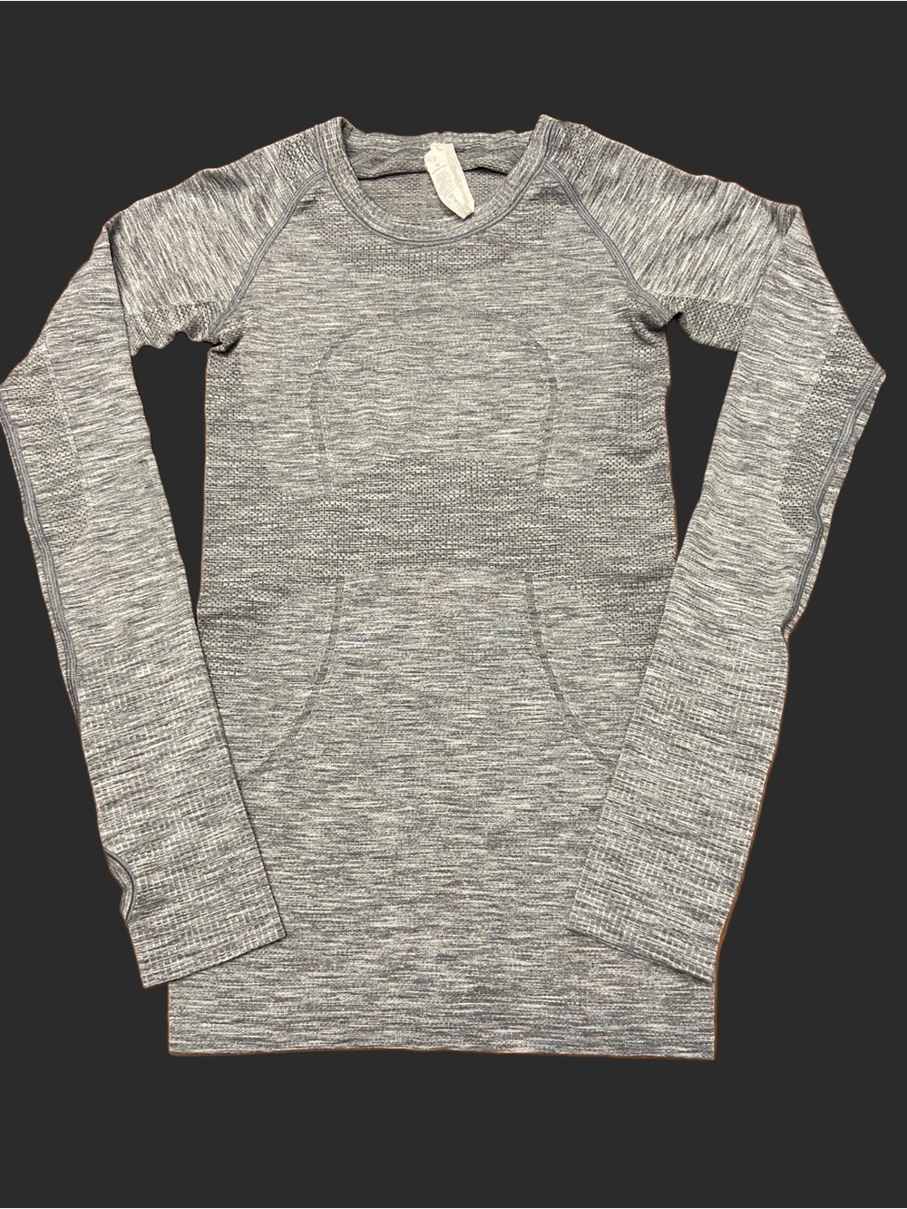 Lululemon Swiftly Tech Long Sleeve Crew in Heather Grey with Thumbholes